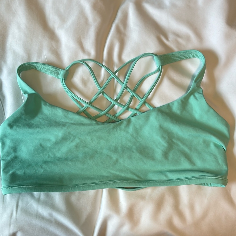 Lulu lemon free to be bra size 14